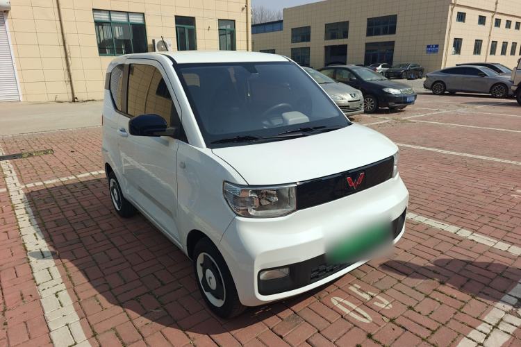 Used Wuling Hongguang MINIEV 2020 Lite Version Lithium Iron Phosphate Front Right 45 Deg