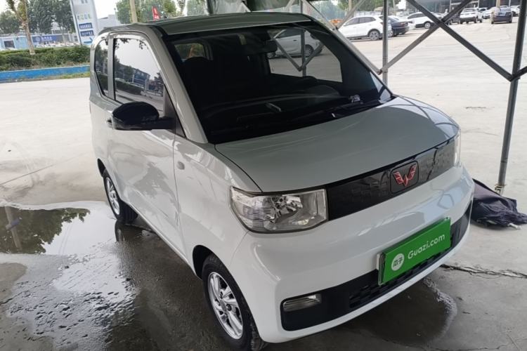 Used Wuling Hongguang MINIEV 2020 Freedom Version Lithium Iron Phosphate Front Right 45 Deg
