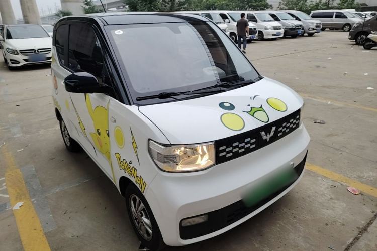 Used Wuling Hongguang MINIEV 2020 Freedom Version Lithium Iron Phosphate Front Right 45 Deg