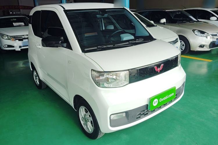 Used Wuling Hongguang MINIEV 2020 Freedom Version Lithium Iron Phosphate Front Right 45 Deg