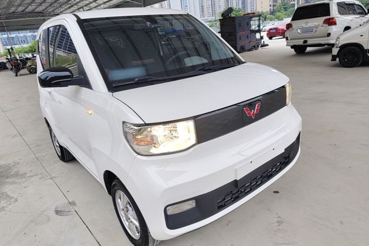 Used Wuling Hongguang MINIEV 2020 Enjoyment Model Lithium Iron Phosphate Front Right 45 Deg