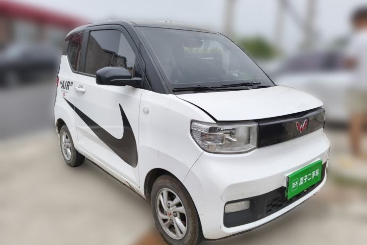 Used Wuling Hongguang MINIEV 2020 Enjoyment Model Lithium Iron Phosphate Front Right 45 Deg