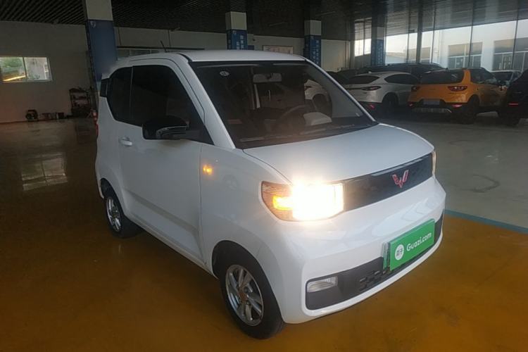 Used Wuling Hongguang MINIEV 2020 Freedom Version Lithium Iron Phosphate Front Right 45 Deg