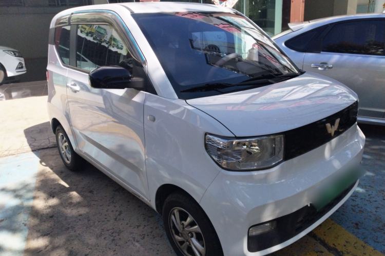Used Wuling Hongguang MINIEV 2020 Lite Version Lithium Iron Phosphate Front Right 45 Deg