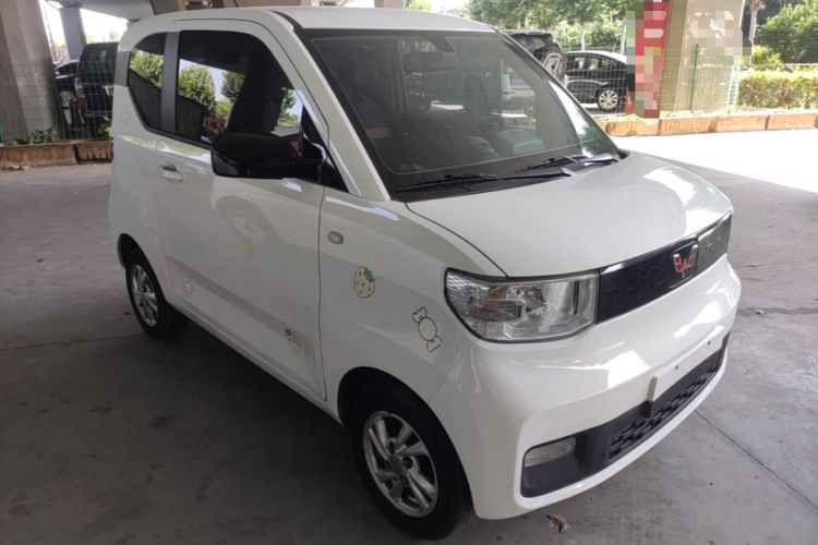 Used Wuling Hongguang MINIEV 2020 Enjoyment Model Lithium Iron Phosphate Front Right 45 Deg
