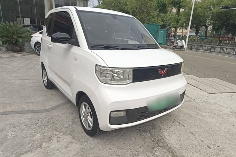 Used Wuling Hongguang MINIEV 2020 Enjoyment Model Lithium Iron Phosphate Front Right 45 Deg