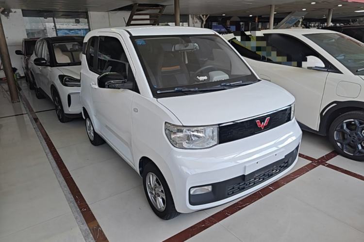 Used Wuling Hongguang MINIEV 2020 Enjoy Edition Lithium-Ion Battery Front Right 45 Deg