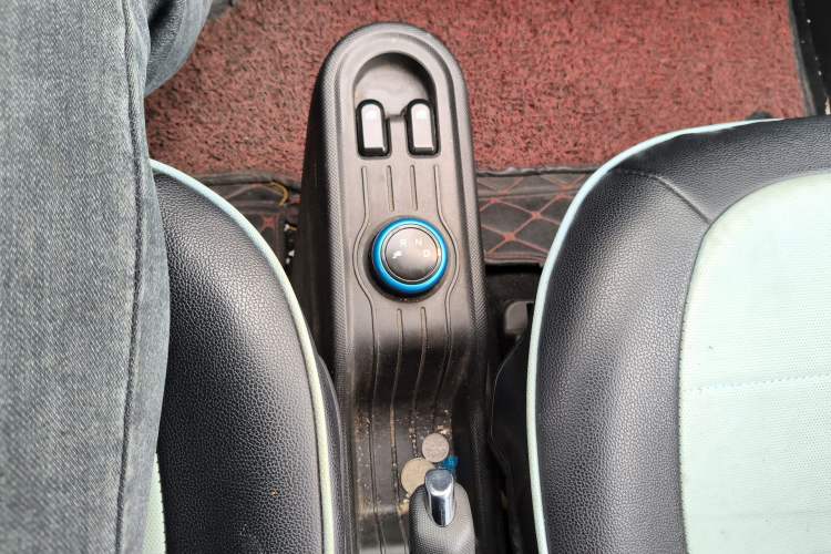 Used Wuling Hongguang MINIEV 2020 Enjoy Edition Lithium-Ion Battery Gear Lever