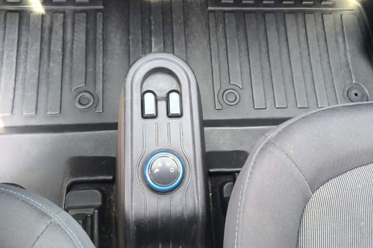 Used Wuling Hongguang MINIEV 2020 Freedom Version Lithium Iron Phosphate Gear Lever