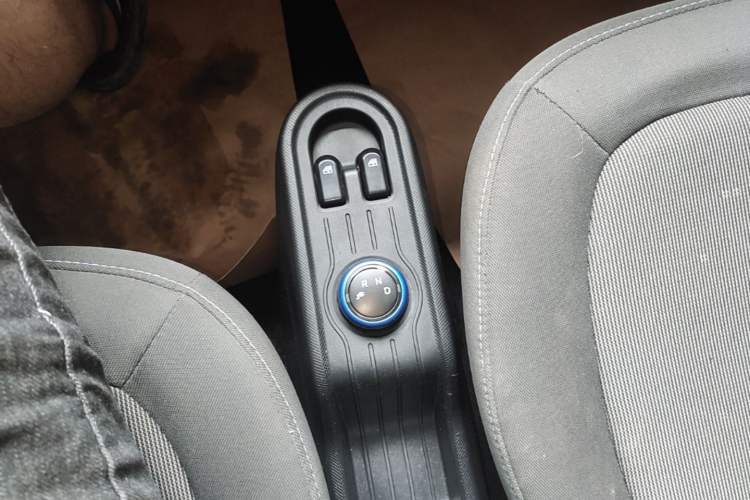 Used Wuling Hongguang MINIEV 2020 Freedom Version Lithium Iron Phosphate Gear Lever