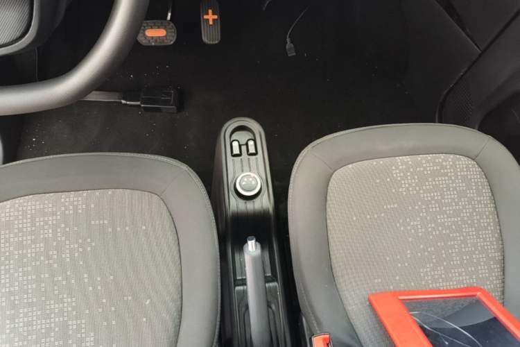 Used Wuling Hongguang MINIEV 2020 Zizai Version Lithium-NMC Gear Lever