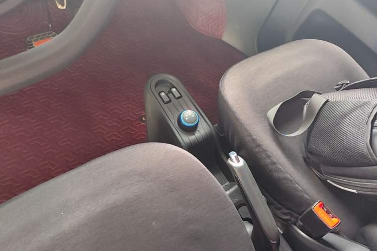 Used Wuling Hongguang MINIEV 2020 Lite Version Lithium Iron Phosphate Gear Lever