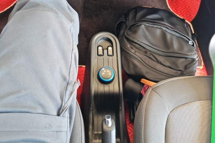 Used Wuling Hongguang MINIEV 2020 Zizai Version Lithium-NMC Gear Lever