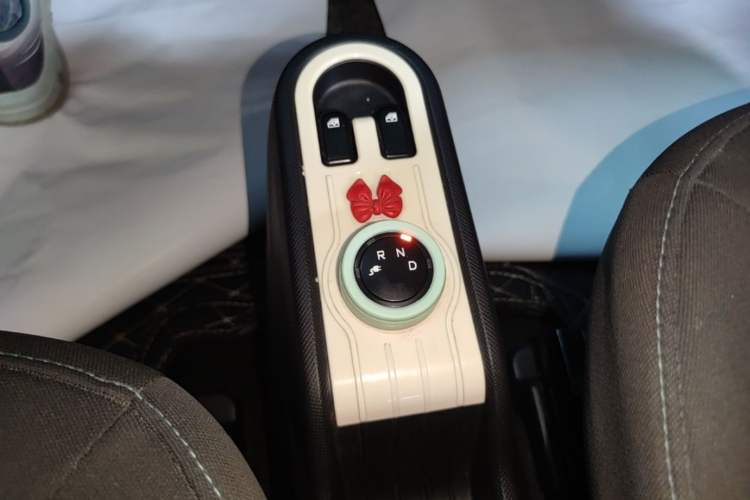 Used Wuling Hongguang MINIEV 2020 Zizai Version Lithium-NMC Gear Lever
