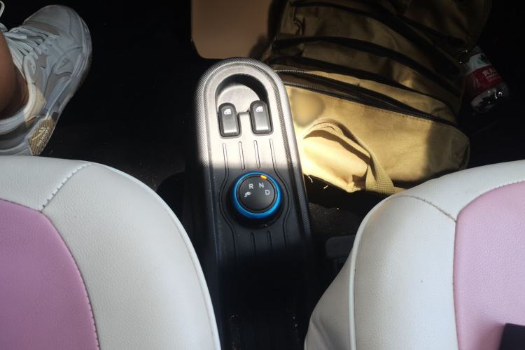 Used Wuling Hongguang MINIEV 2020 Freedom Version Lithium Iron Phosphate Gear Lever