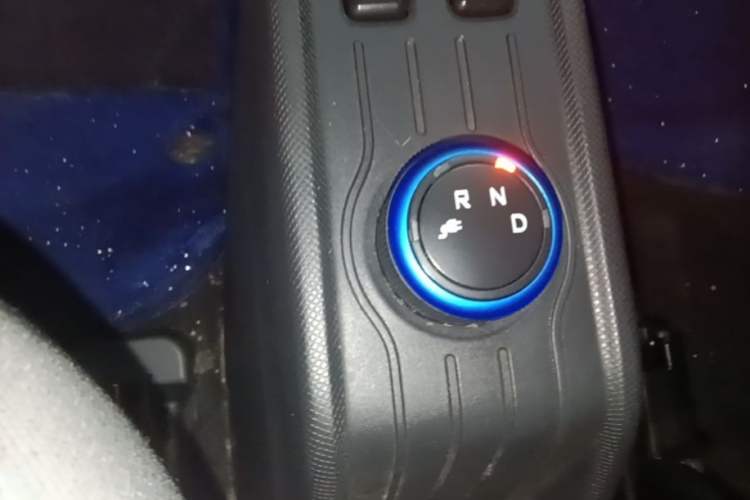 Used Wuling Hongguang MINIEV 2020 Enjoyment Model Lithium Iron Phosphate Gear Lever