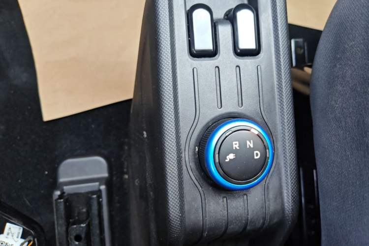 Used Wuling Hongguang MINIEV 2020 Freedom Version Lithium Iron Phosphate Gear Lever