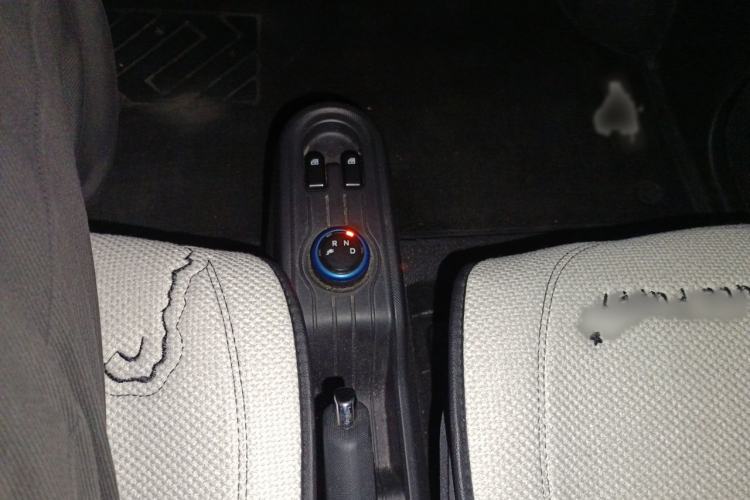 Used Wuling Hongguang MINIEV 2020 Zizai Version Lithium-NMC Gear Lever