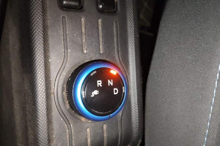 Used Wuling Hongguang MINIEV 2020 Freedom Version Lithium Iron Phosphate Gear Lever