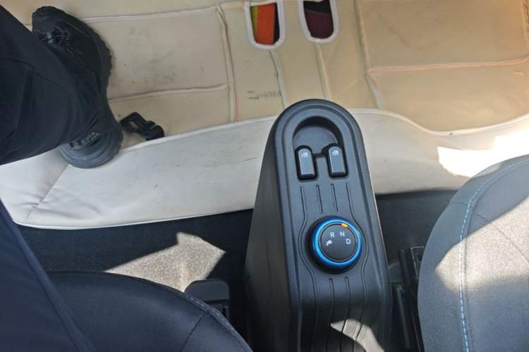 Used Wuling Hongguang MINIEV 2020 Freedom Version Lithium Iron Phosphate Gear Lever