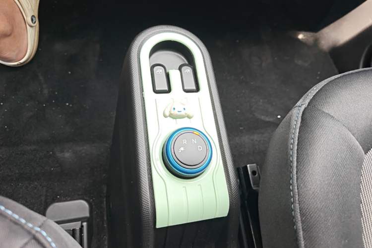 Used Wuling Hongguang MINIEV 2020 Zizai Version Lithium-NMC Gear Lever