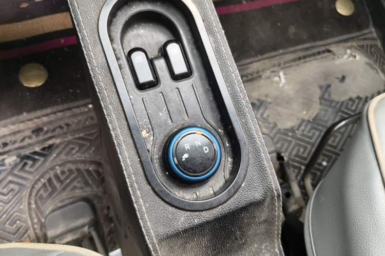 Used Wuling Hongguang MINIEV 2020 Enjoyment Model Lithium Iron Phosphate Gear Lever