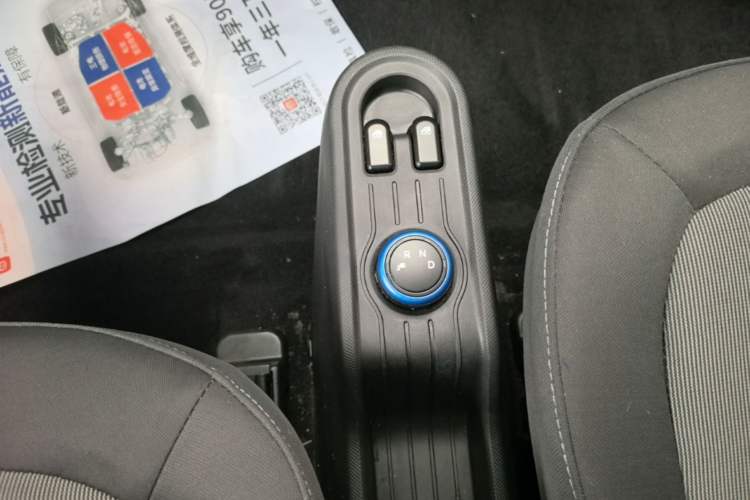 Used Wuling Hongguang MINIEV 2020 Enjoyment Model Lithium Iron Phosphate Gear Lever