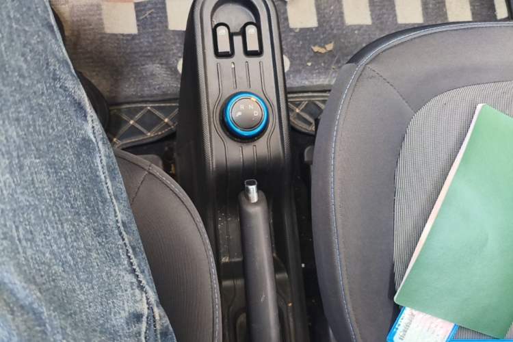 Used Wuling Hongguang MINIEV 2020 Enjoyment Model Lithium Iron Phosphate Gear Lever