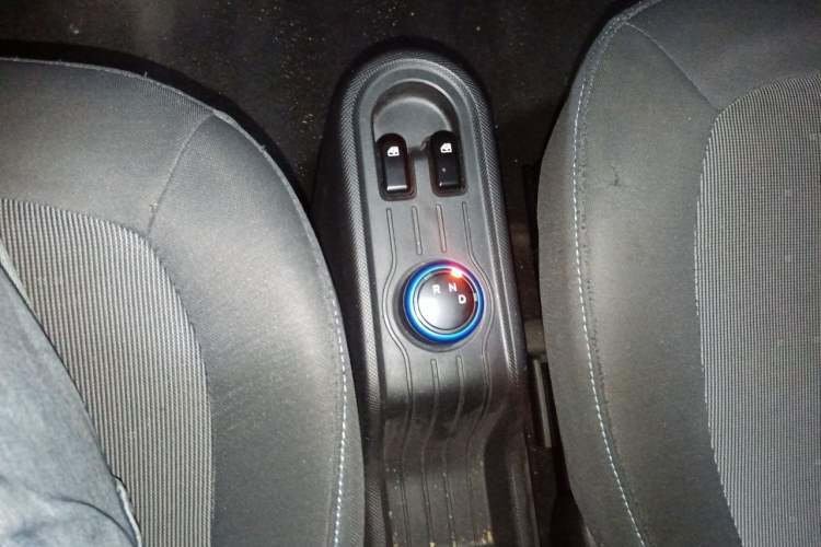 Used Wuling Hongguang MINIEV 2020 Freedom Version Lithium Iron Phosphate Gear Lever