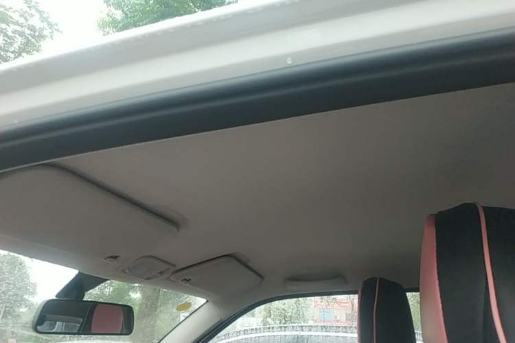 Used Wuling Hongguang MINIEV 2020 Freedom Version Lithium Iron Phosphate Headliner