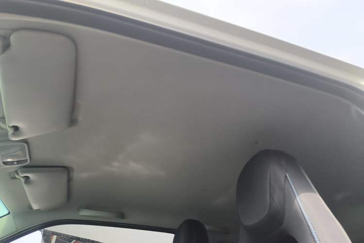 Used Wuling Hongguang MINIEV 2020 Freedom Version Lithium Iron Phosphate Headliner
