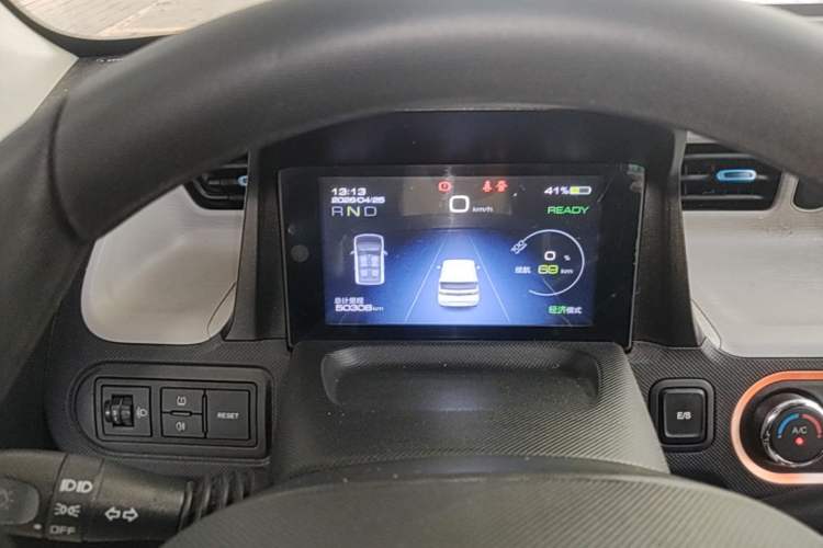 Used Wuling Hongguang MINIEV 2020 Enjoyment Model Lithium Iron Phosphate Instrument Cluster
