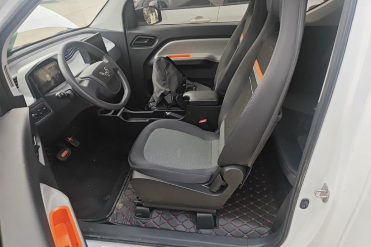 Used Wuling Hongguang MINIEV 2020 Freedom Version Lithium Iron Phosphate Interior 1