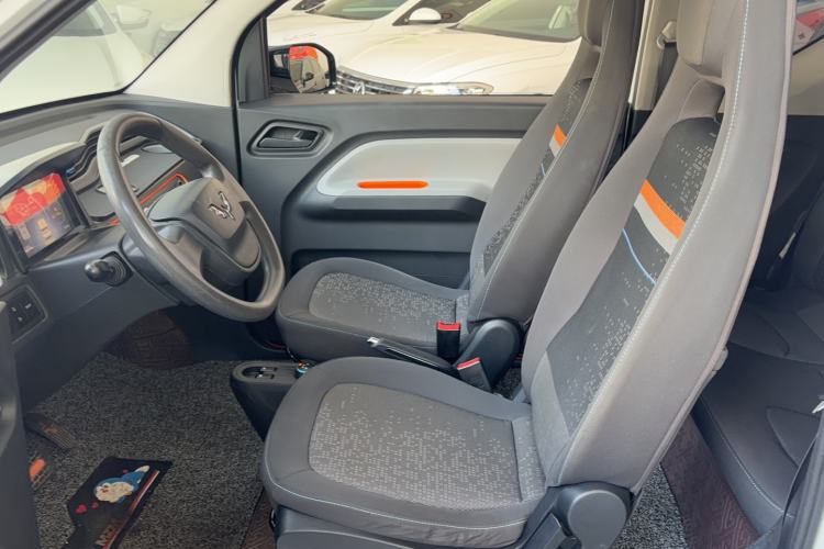 Used Wuling Hongguang MINIEV 2020 Freedom Version Lithium Iron Phosphate Interior 1