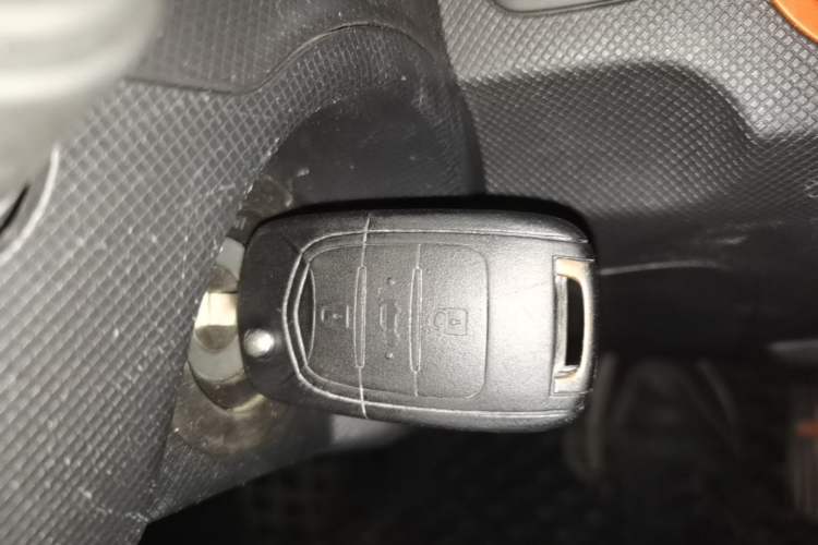 Used Wuling Hongguang MINIEV 2020 Freedom Version Lithium Iron Phosphate Interior 1