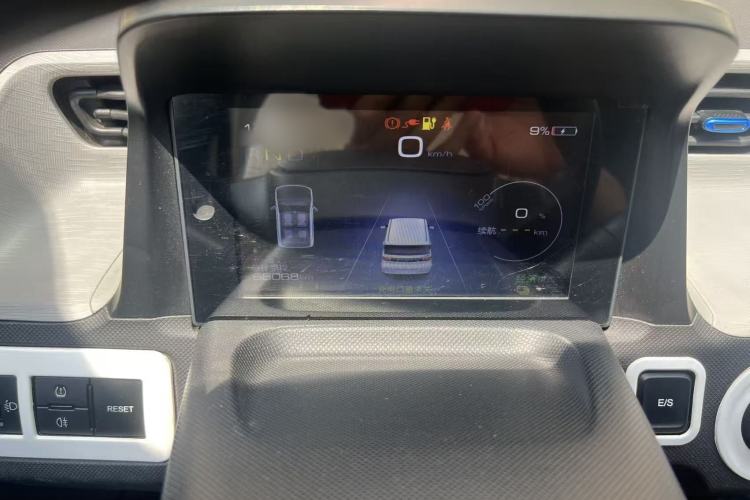 Used Wuling Hongguang MINIEV 2020 Enjoyment Model Lithium Iron Phosphate Interior 2