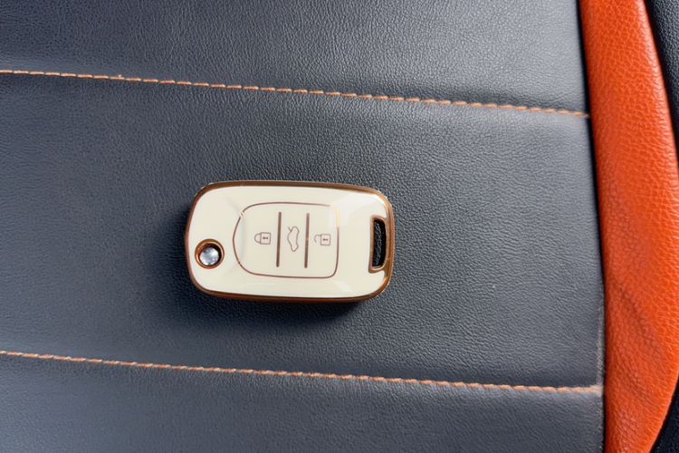 Used Wuling Hongguang MINIEV 2020 Zizai Version Lithium-NMC Interior 2