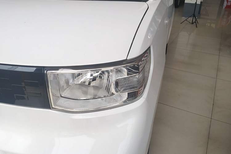 Used Wuling Hongguang MINIEV 2020 Enjoyment Model Lithium Iron Phosphate Left Front Headlight
