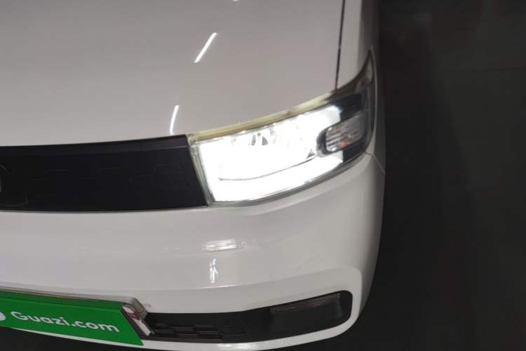 Used Wuling Hongguang MINIEV 2020 Freedom Version Lithium Iron Phosphate Left Front Headlight