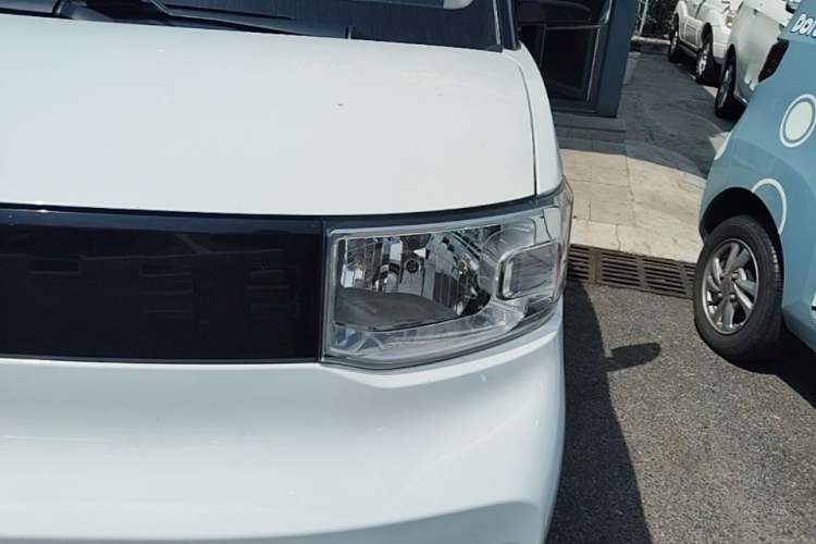 Used Wuling Hongguang MINIEV 2020 Enjoyment Model Lithium Iron Phosphate Left Front Headlight