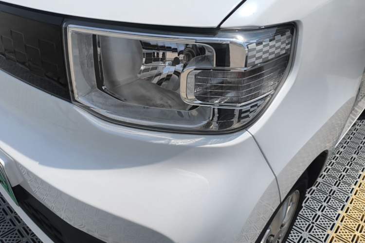 Used Wuling Hongguang MINIEV 2020 Freedom Version Lithium Iron Phosphate Left Front Headlight