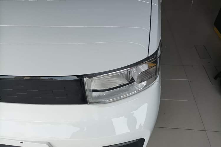 Used Wuling Hongguang MINIEV 2020 Freedom Version Lithium Iron Phosphate Left Front Headlight