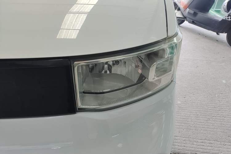 Used Wuling Hongguang MINIEV 2020 Zizai Version Lithium-NMC Left Front Headlight
