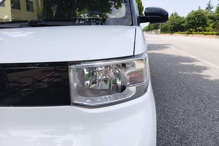 Used Wuling Hongguang MINIEV 2020 Enjoyment Model Lithium Iron Phosphate Left Front Headlight