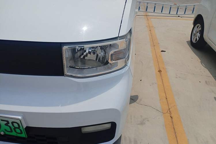 Used Wuling Hongguang MINIEV 2020 Freedom Version Lithium Iron Phosphate Left Front Headlight