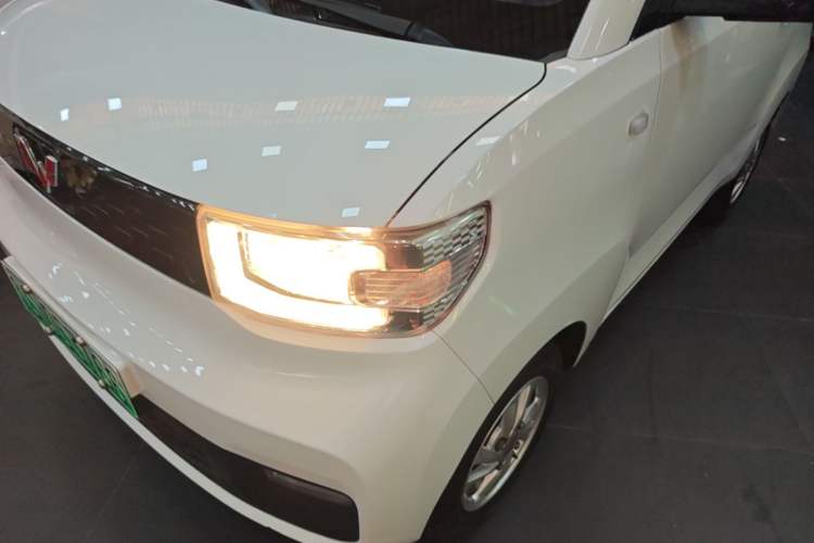 Used Wuling Hongguang MINIEV 2020 Freedom Version Lithium Iron Phosphate Left Front Headlight