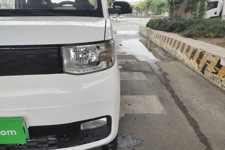 Used Wuling Hongguang MINIEV 2020 Lite Version Lithium Iron Phosphate Left Front Headlight