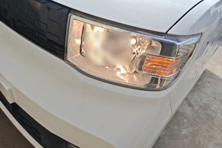 Used Wuling Hongguang MINIEV 2020 Freedom Version Lithium Iron Phosphate Left Front Headlight