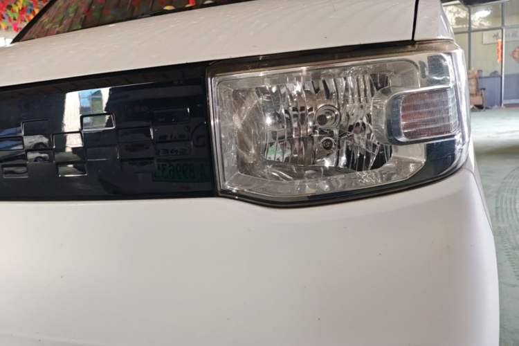 Used Wuling Hongguang MINIEV 2020 Enjoyment Model Lithium Iron Phosphate Left Front Headlight