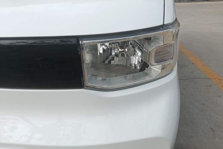 Used Wuling Hongguang MINIEV 2020 Zizai Version Lithium-NMC Left Front Headlight